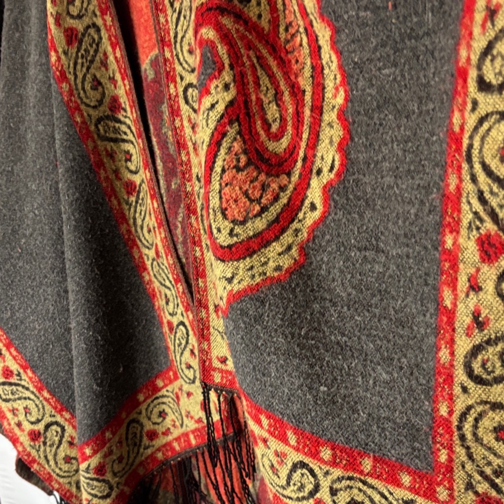 Source Unknown Multicolor Patterned Sweater - image 4